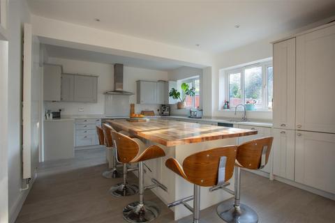 4 bedroom semi-detached house for sale, Wood Ride, Petts Wood East, Kent