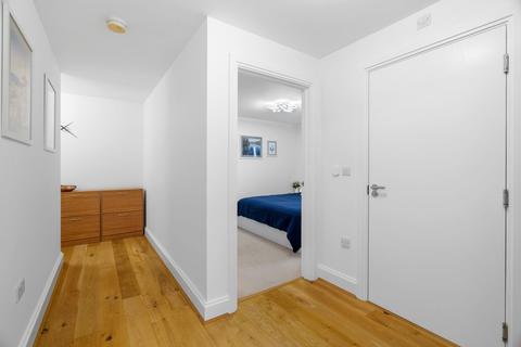 2 bedroom flat for sale, Fitzgerald Place, Cambridge, CB4