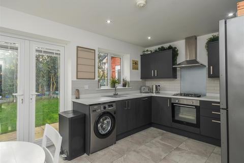 2 Amina Gardens, Bradmore, Wolverhampton, WV3 7BD