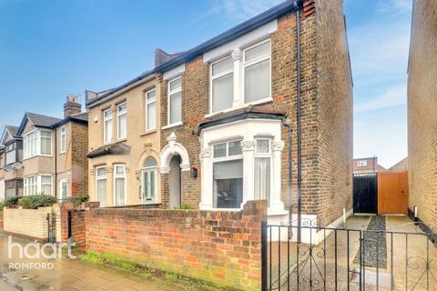 3 bedroom semi-detached house for sale, Marlborough Road, Romford