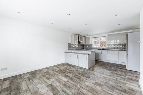 6 Cromwell Close, London, W3 6BN
