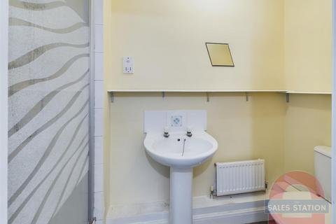 3 bedroom terraced house for sale, Seager Drive, Cardiff, CF11