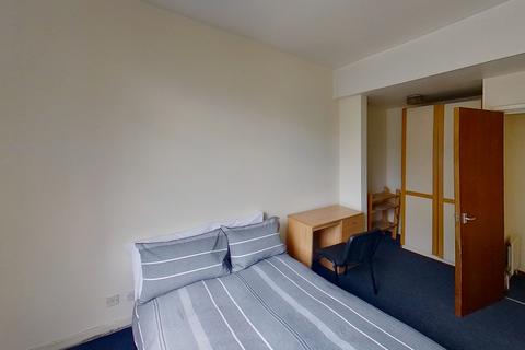 undefined, North Sherwood Street, Nottingham NG1
