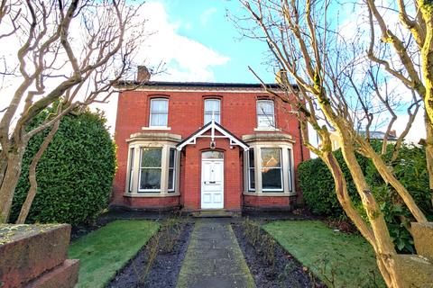 5 bedroom terraced house to rent, Victoria Road, Preston PR2