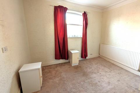 4 bedroom terraced house to rent, Victoria Road, Preston PR2