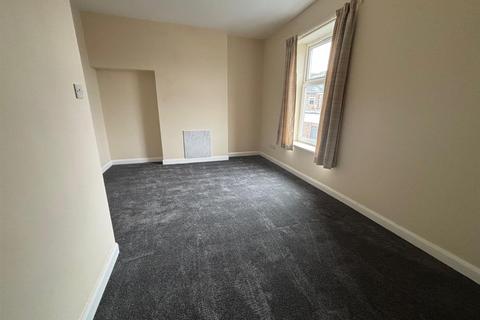 1 bedroom penthouse to rent, Wilton Street, Hull