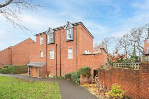 6 Adam Close, London, NW7 1FL