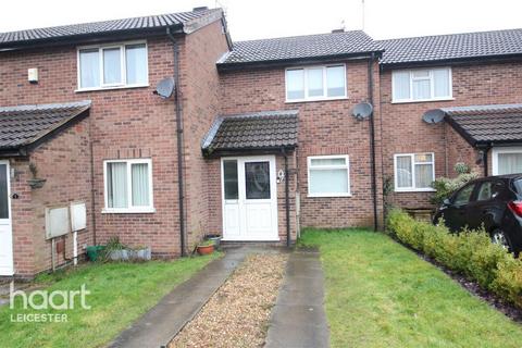 2 bedroom terraced house to rent, Vale End, Leicester