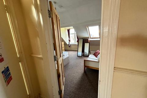 2 bedroom flat to rent, 30 Woodstock Road, Woodstock Road, Bristol BS6