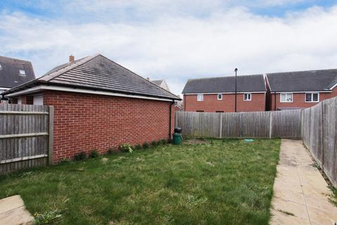 25 Arena Close, Andover, SP11 6YD