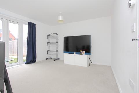 25 Arena Close, Andover, SP11 6YD