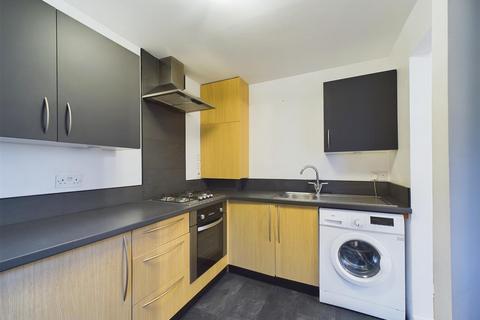 2 bedroom flat for sale, Bakers Court, Errol PH2