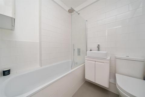 Flat 1, 98 Cottenham Park Road, London, SW20 0SZ