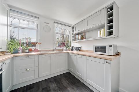 Flat 1, 98 Cottenham Park Road, London, SW20 0SZ