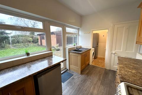 3 bedroom detached house for sale, Lime Grove, Newark