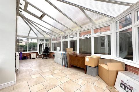 3 bedroom detached house for sale, Lime Grove, Newark