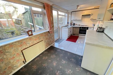 3 bedroom semi-detached house for sale, Stamford Road, Brierley Hill, DY5 2QD