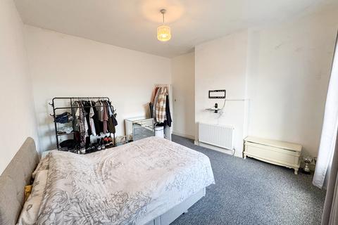 109 Ashton Road, Hyde, SK14 4BE