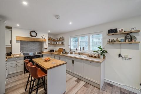 4 bedroom bungalow for sale, St. Mary Well Street, Beaminster