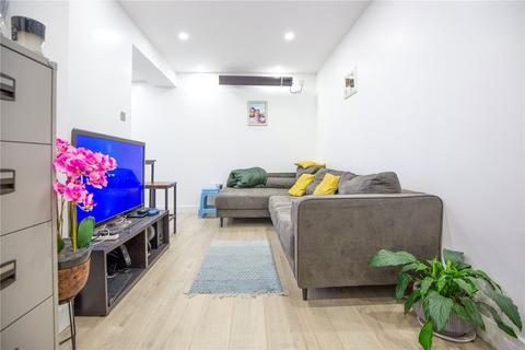 2 bedroom bungalow for sale, Gloucester Road, Horfield, Bristol, BS7