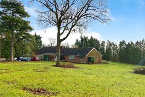 3 bedroom detached bungalow for sale, Bordon Hill, Stratford-upon-Avon