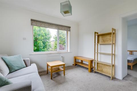 1 bedroom flat to rent, Chaseley Drive, London, W4