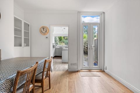 212 Oval Road, Croydon, CR0 6BP