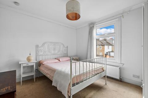 212 Oval Road, Croydon, CR0 6BP
