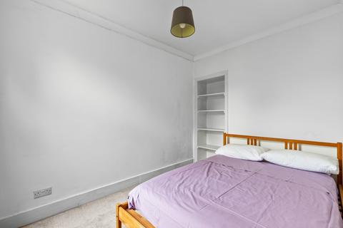 212 Oval Road, Croydon, CR0 6BP