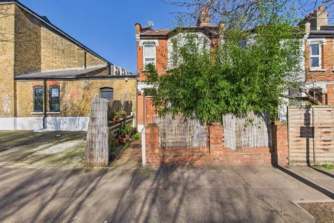 2 bedroom flat for sale, Pembroke road, Tottenham, London