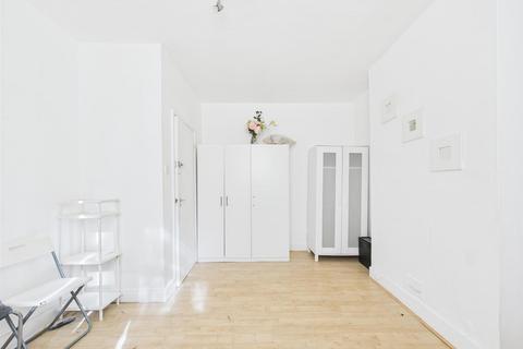 2 bedroom flat for sale, Pembroke road, Tottenham, London