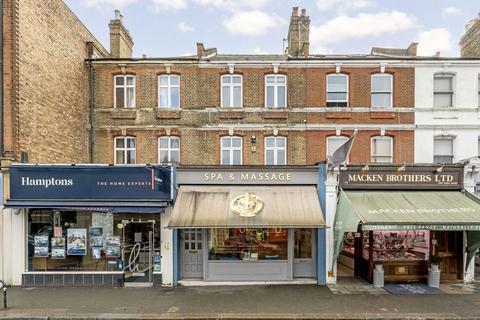 4 bedroom flat to rent, Turnham Green Terrace, London W4