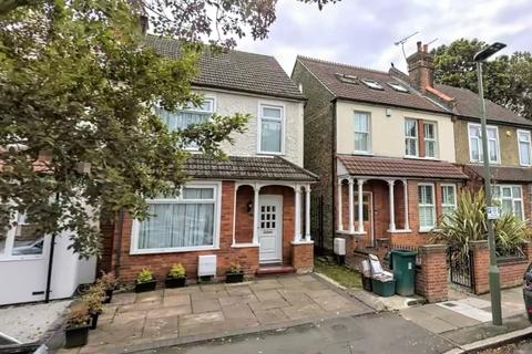 3 bedroom semi-detached house for sale, Fairfield Road, Bromley, BR1