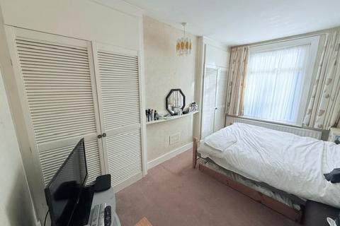 27 Fairfield Road, Bromley, BR1 3QN