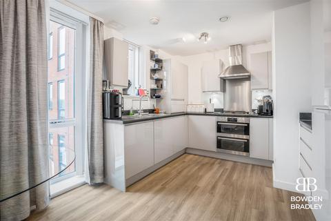 undefined, Marine Crescent, Hainault
