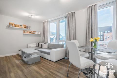 undefined, Marine Crescent, Sonar House, IG6