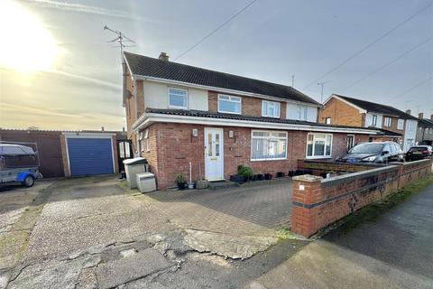 3 bedroom semi-detached house for sale, New Moor Crescent, Southminster