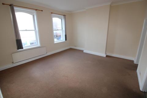 1 bedroom flat to rent, High Street , Burton upon Trent DE14