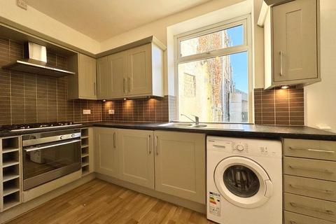 1 bedroom terraced house to rent, Scarwood Terrace, Huddersfield, West Yorkshire, HD3