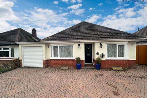 3 bedroom bungalow for sale, Hampton Drive, Ringwood, Hampshire, BH24