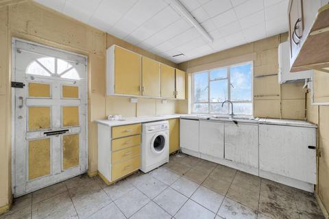 3 bedroom semi-detached house for sale, London SE19