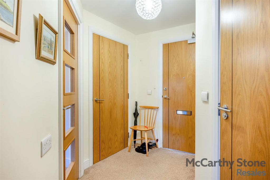 8632528-interior04.jpg