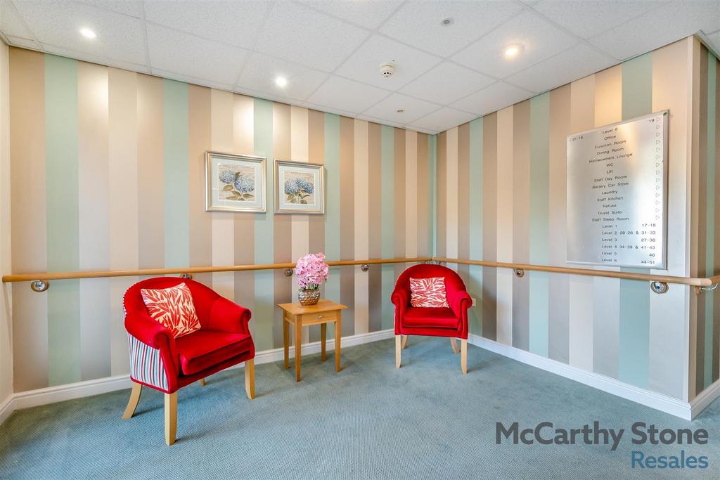8632528-interior09.jpg