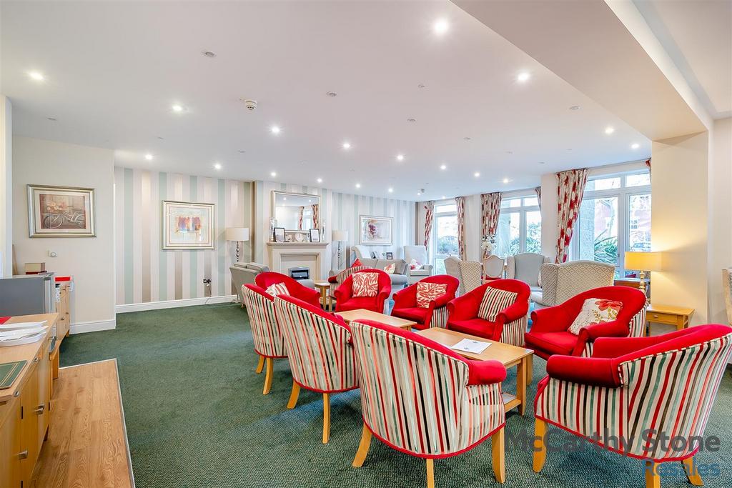 8632528-interior12.jpg