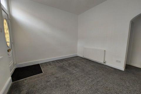 2 bedroom terraced house to rent, Whalley Street, Burnley BB10