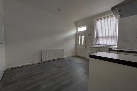 2 bedroom terraced house to rent, Whalley Street, Burnley BB10