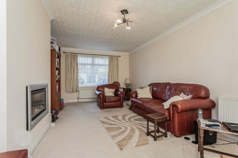 2 bedroom bungalow for sale, Hillstone Close, Greenmount, Bury, Greater Manchester, BL8 4EZ