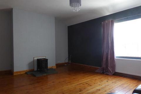 3 bedroom flat to rent, Main Street, Cockermouth CA13