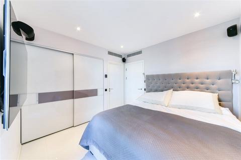 2 bedroom penthouse for sale, Seacon Tower, 5 Hutchings Street, Canary Wharf, London, E14