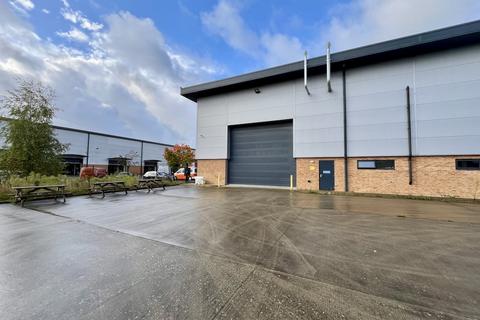 Warehouse to rent, Unit at Climate House, Yeomans Road, Ringwood, BH24 3FA